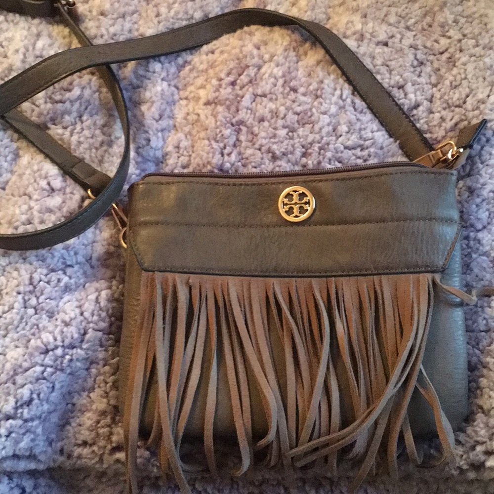 Fringe crossbody bag ❤️